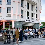 Bizipoz Hotel
