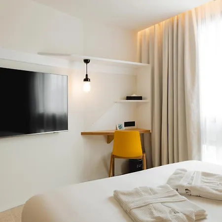 Otel Bizipoz 4*