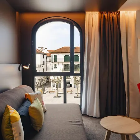 Bizipoz Otel